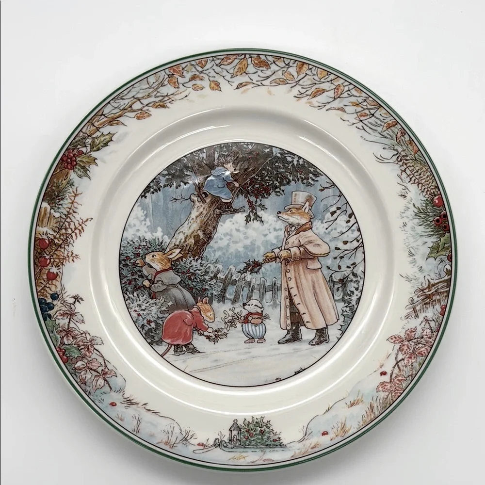 Vintage Villeroy & Boch Foxwood Tales 8” Salad/Dessert Plate “Fox Pick Holly”
